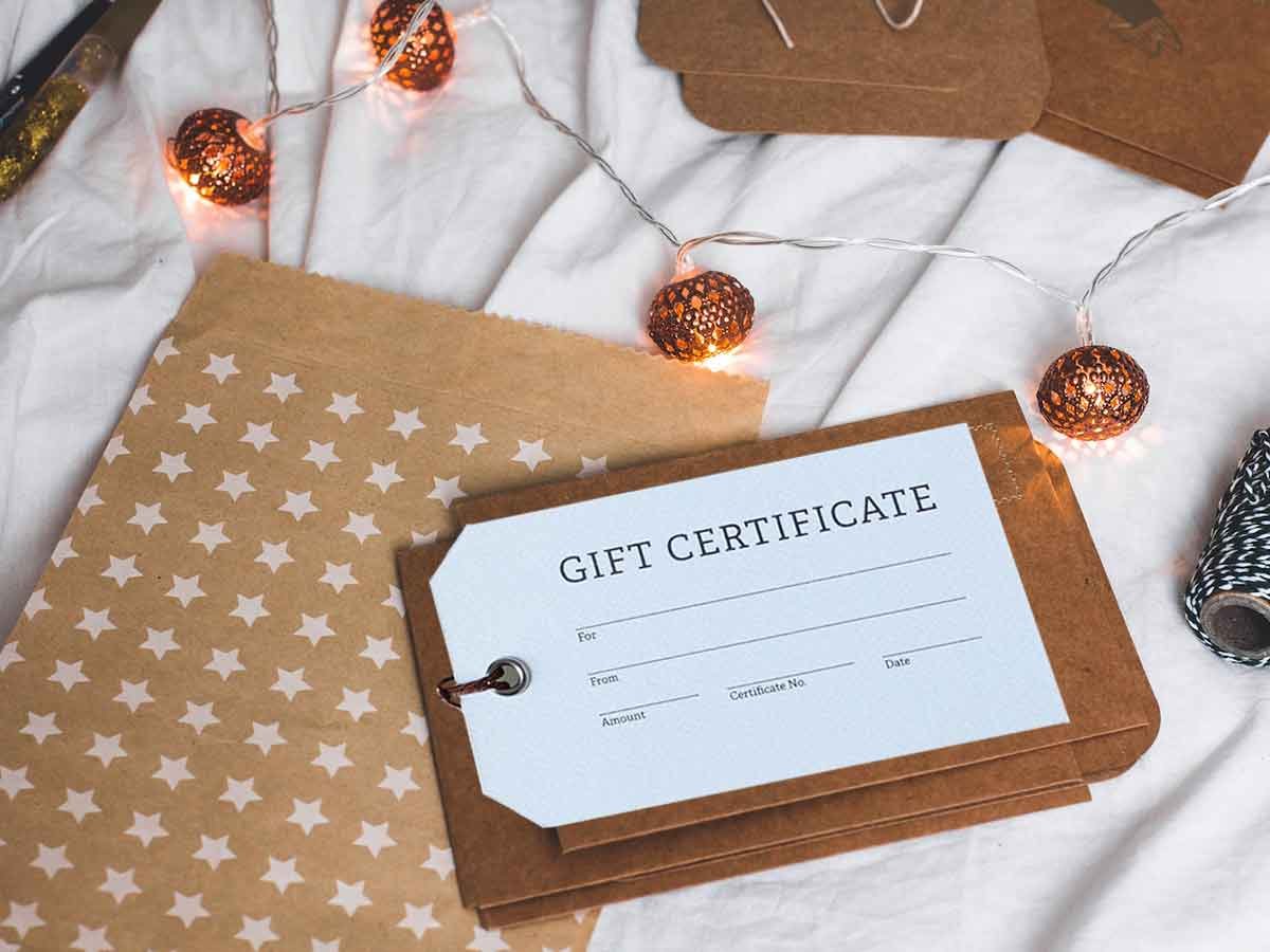 gift-card-paper-lights-social