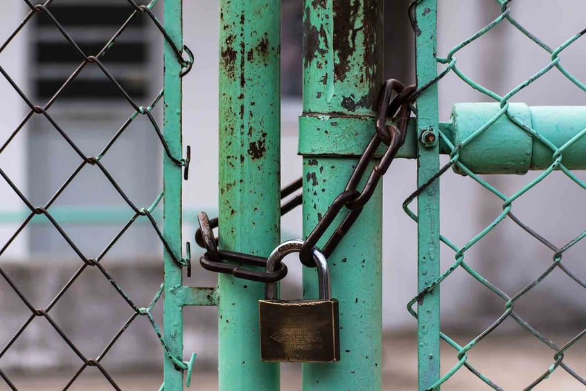 gate-lock-security.jpg